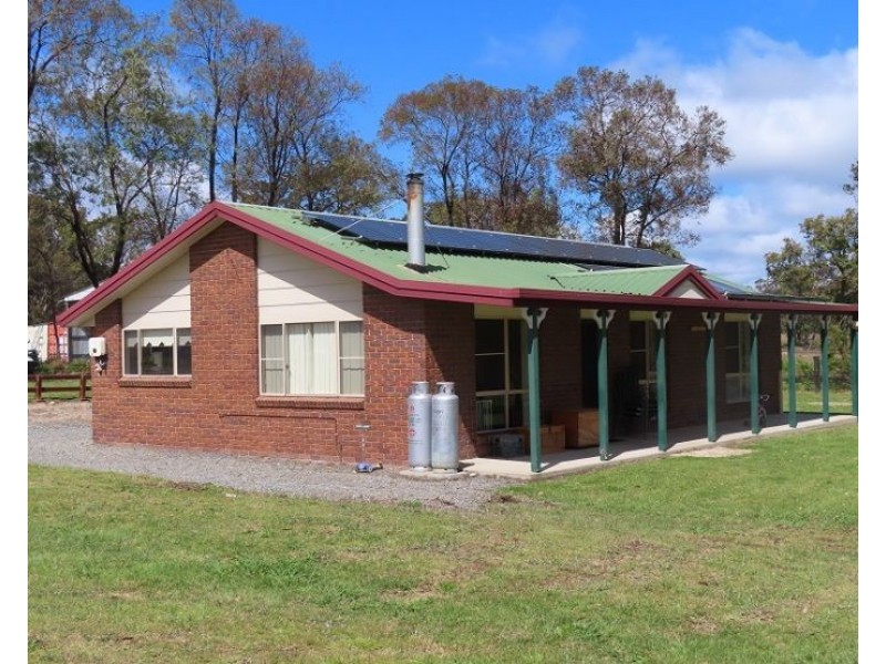 815 Amiens Road, Stanthorpe QLD 4380