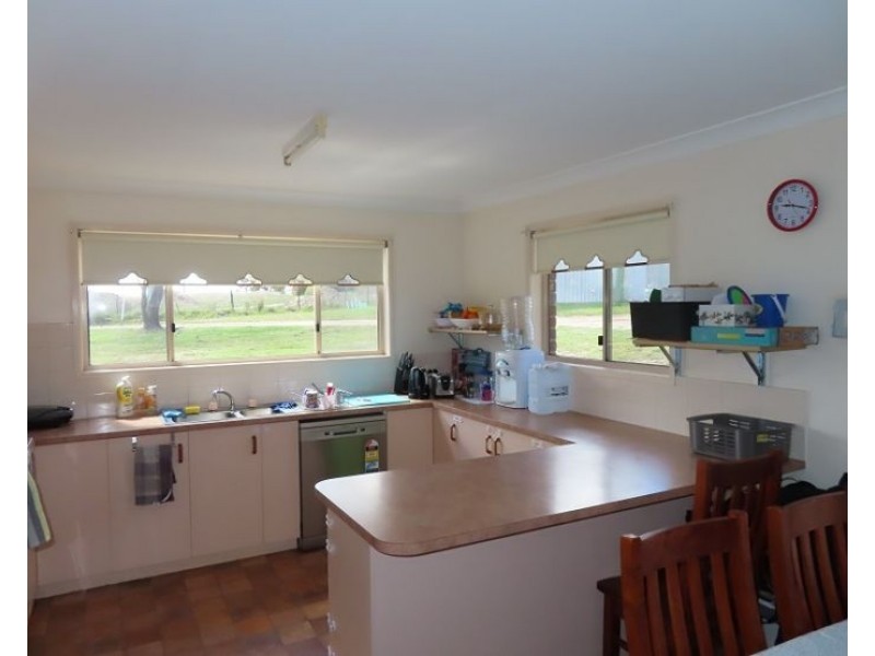 815 Amiens Road, Stanthorpe QLD 4380