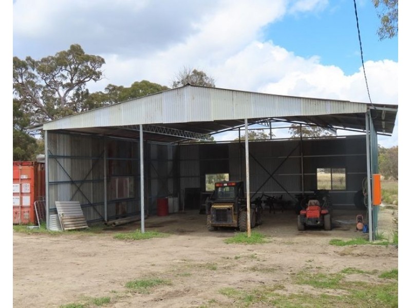 815 Amiens Road, Stanthorpe QLD 4380