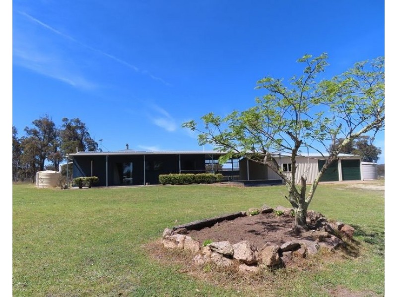 70 Willocks Lane, Stanthorpe QLD 4380