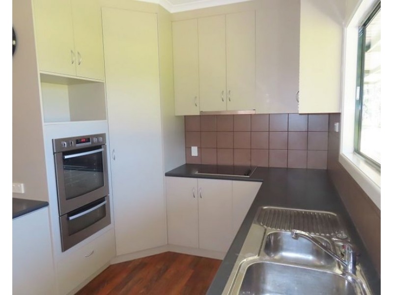 70 Willocks Lane, Stanthorpe QLD 4380