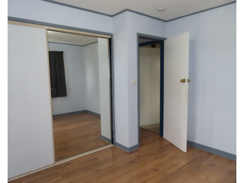 45 Tenterfield Street, Wallangarra QLD 4383