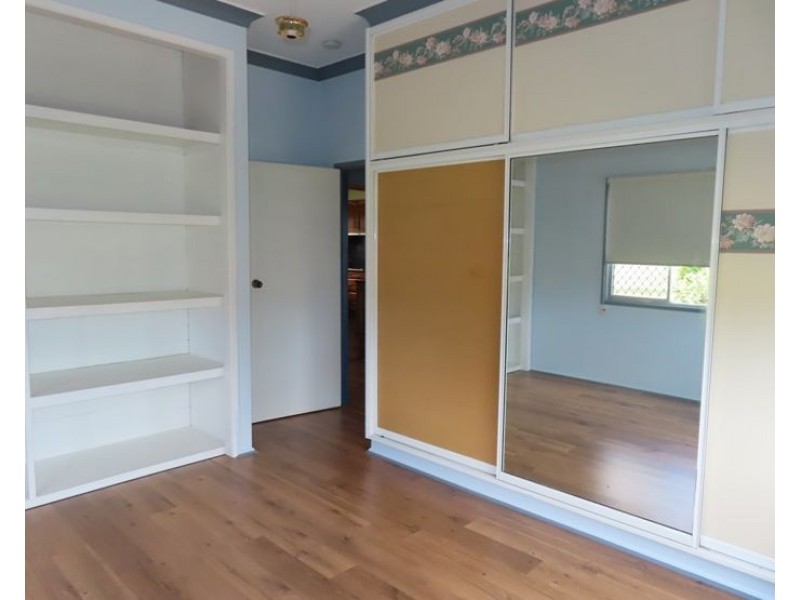 45 Tenterfield Street, Wallangarra QLD 4383