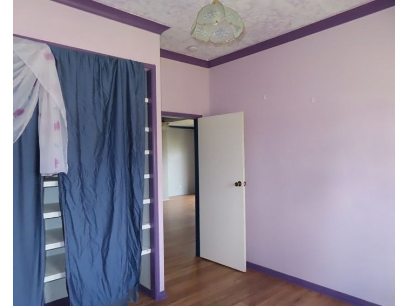 45 Tenterfield Street, Wallangarra QLD 4383