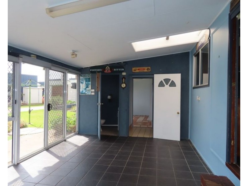 45 Tenterfield Street, Wallangarra QLD 4383