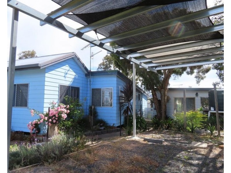 45 Tenterfield Street, Wallangarra QLD 4383