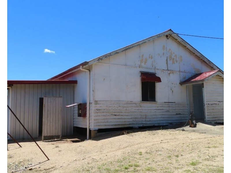 86a Halloran Drive, Thulimbah QLD 4376