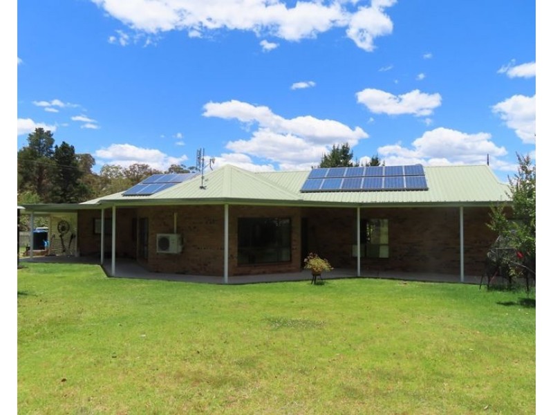 42 Vallah Road, Stanthorpe QLD 4380