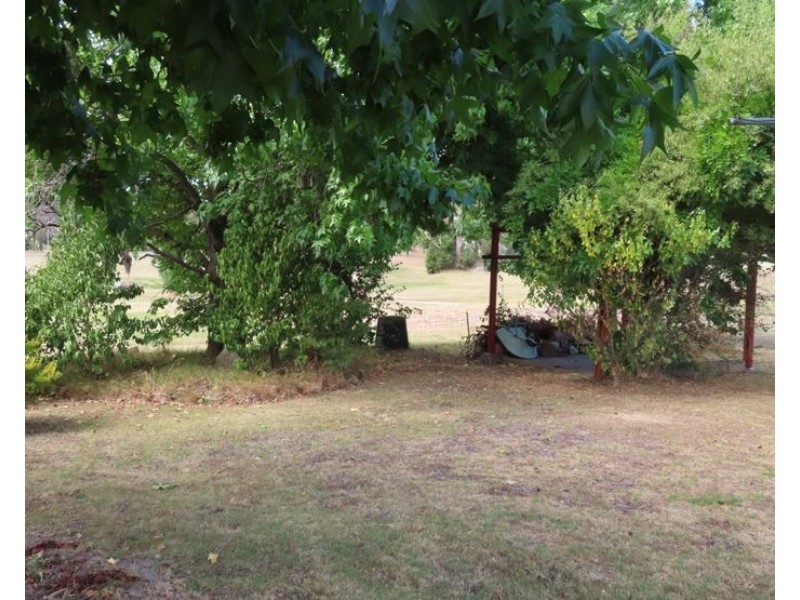 6 Allison Street, Stanthorpe QLD 4380