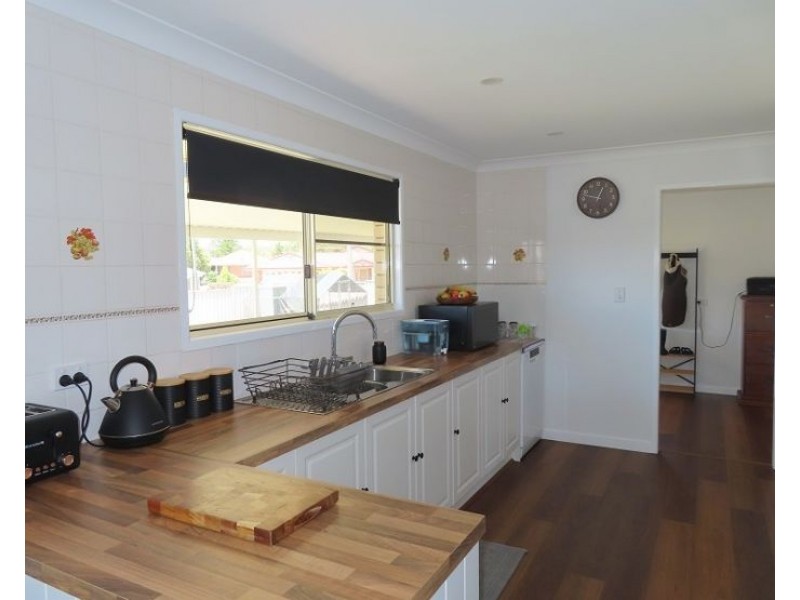 76 Sugarloaf Road, Stanthorpe QLD 4380