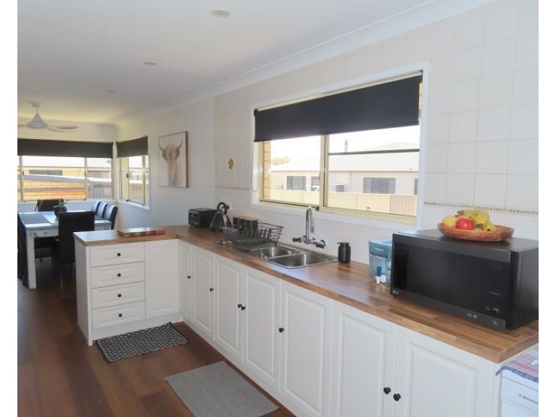 76 Sugarloaf Road, Stanthorpe QLD 4380