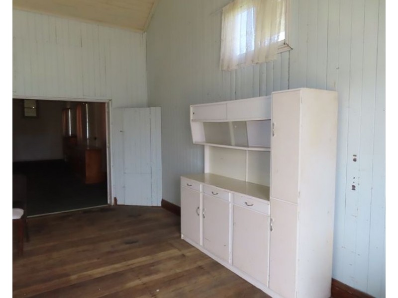 46 Glenlyon Street, Wallangarra QLD 4383