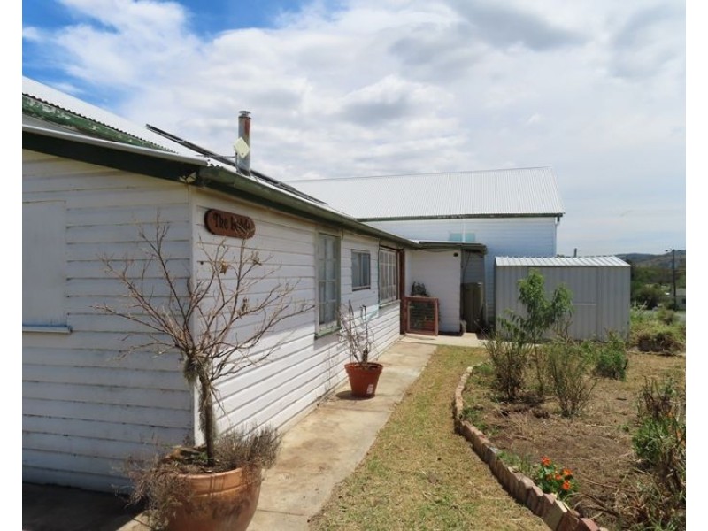 46 Glenlyon Street, Wallangarra QLD 4383