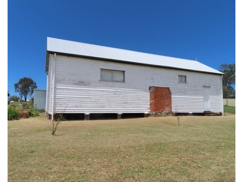 46 Glenlyon Street, Wallangarra QLD 4383