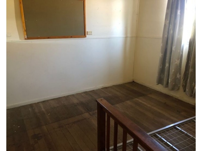 46 Glenlyon Street, Wallangarra QLD 4383