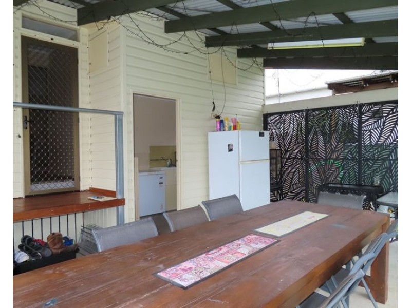 86 Lock Street, Stanthorpe QLD 4380
