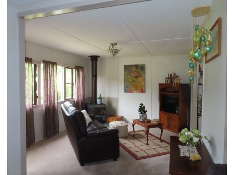 2230 Pyramids Road, Wyberba QLD 4382