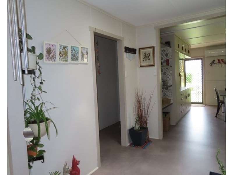 2230 Pyramids Road, Wyberba QLD 4382