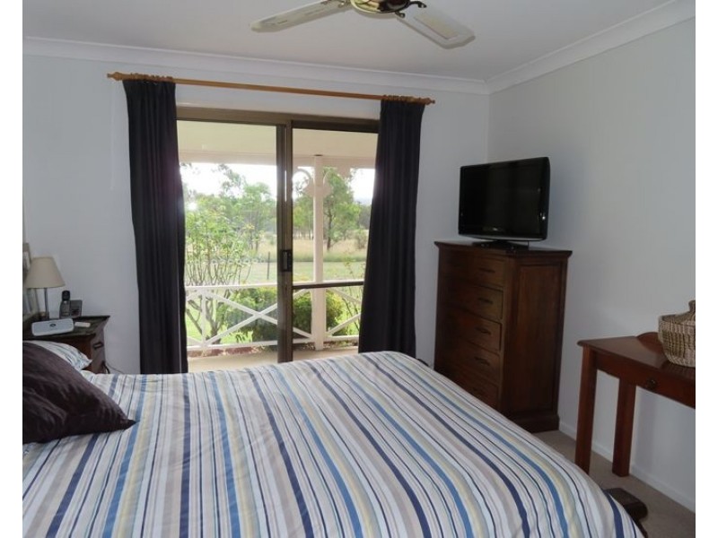 72 Cala Lane, Glen Aplin QLD 4381