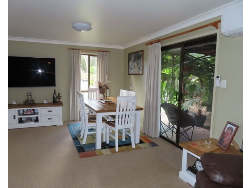 72 Cala Lane, Glen Aplin QLD 4381