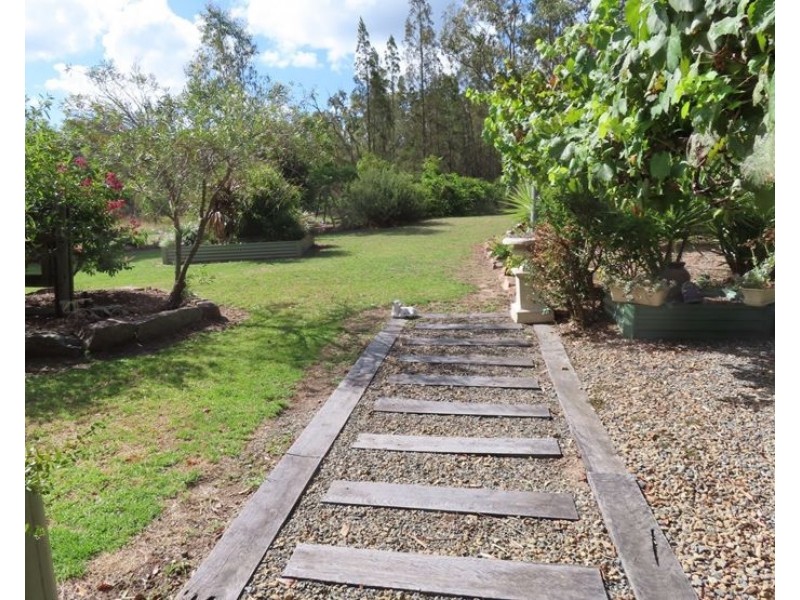 72 Cala Lane, Glen Aplin QLD 4381