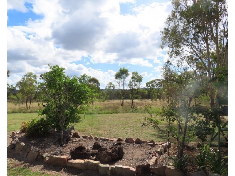 72 Cala Lane, Glen Aplin QLD 4381