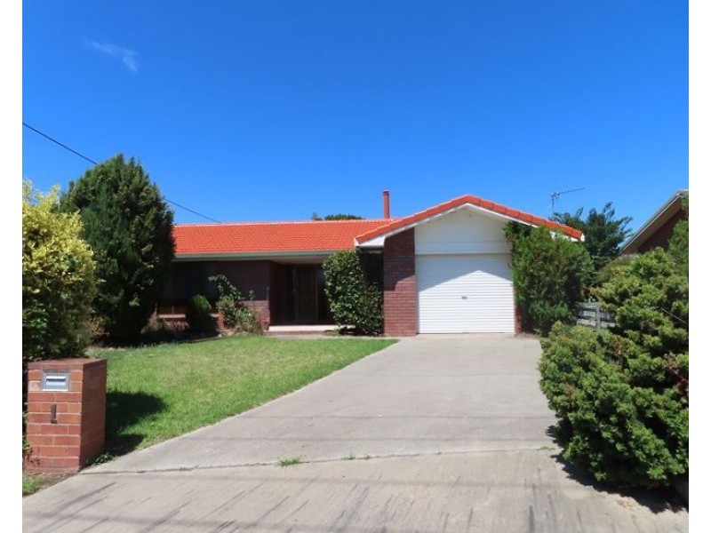 1 Pierpoint Street, Stanthorpe QLD 4380