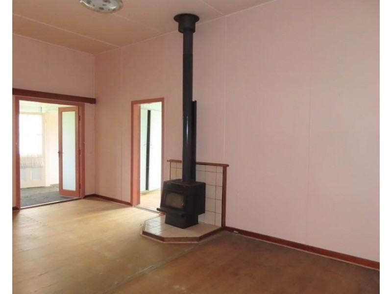 108 Halloran Drive, Thulimbah QLD 4376