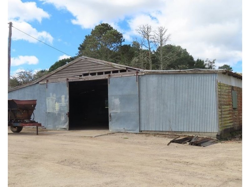 108 Halloran Drive, Thulimbah QLD 4376