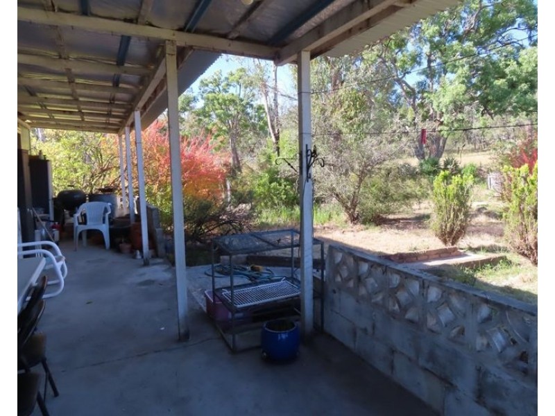 487 Bents Road, Ballandean QLD 4382