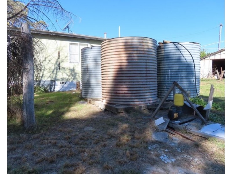 487 Bents Road, Ballandean QLD 4382