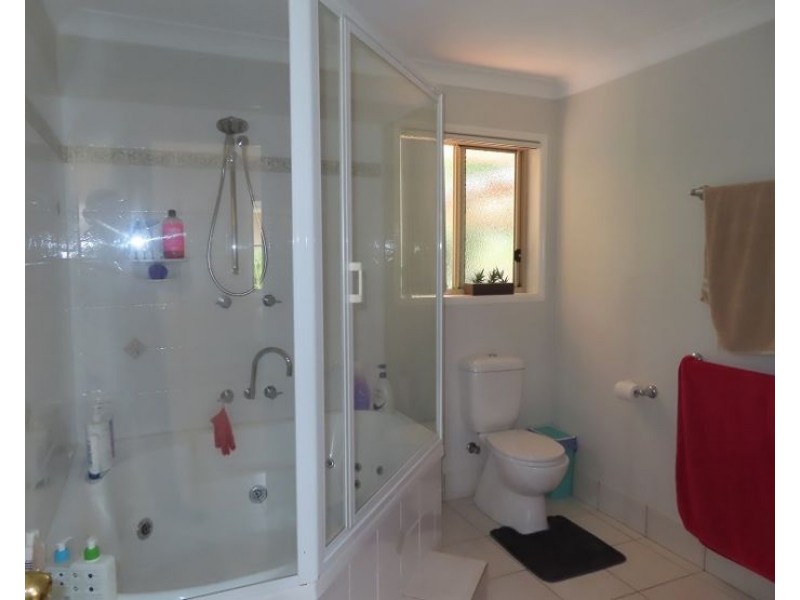 84 Halloran Drive, Thulimbah QLD 4376