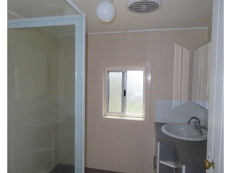 12 McGregor Terrace, Stanthorpe QLD 4380