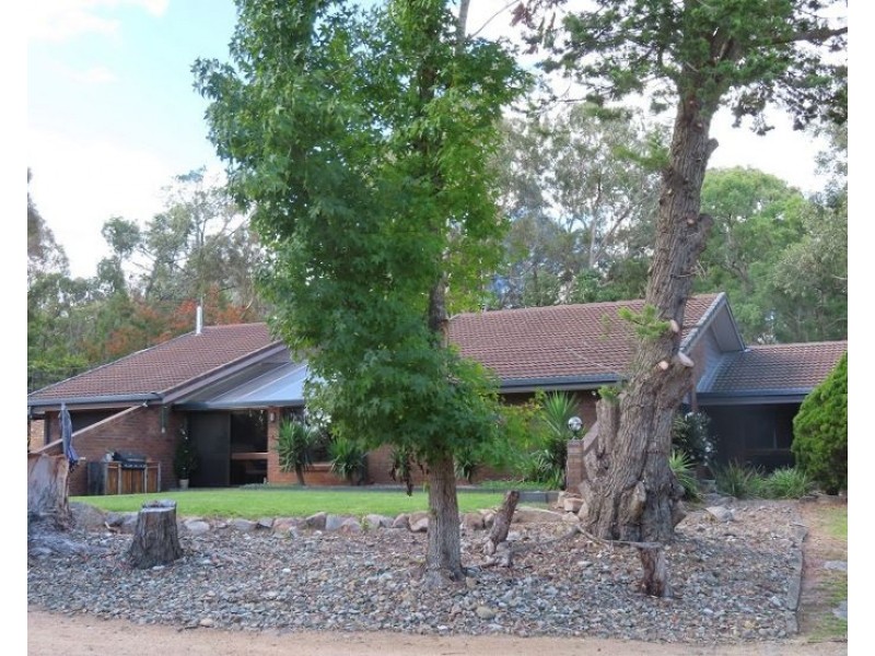 96 Old Caves Road, Stanthorpe QLD 4380
