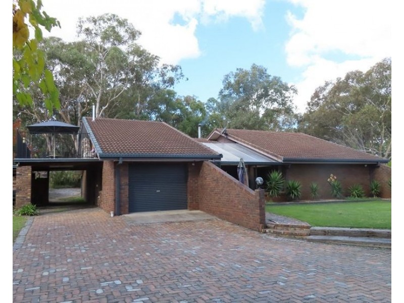 96 Old Caves Road, Stanthorpe QLD 4380