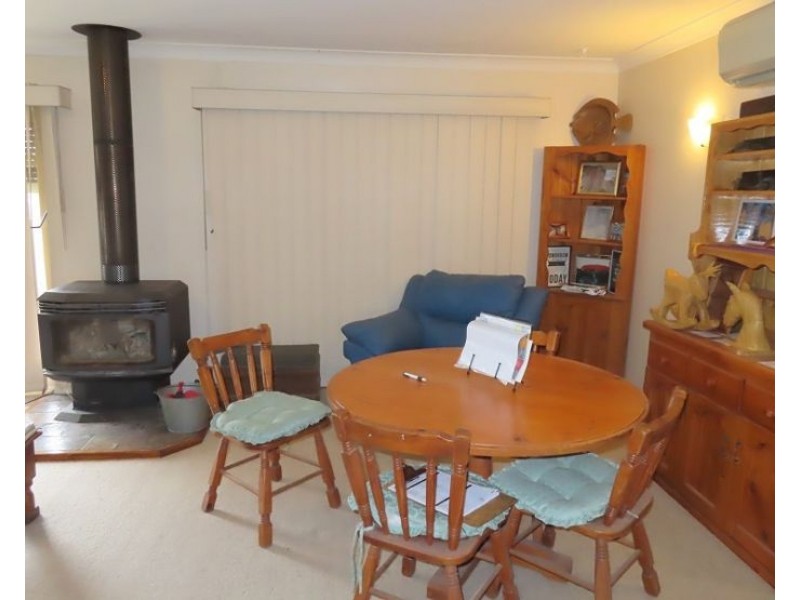 27 Granite Street, Stanthorpe QLD 4380