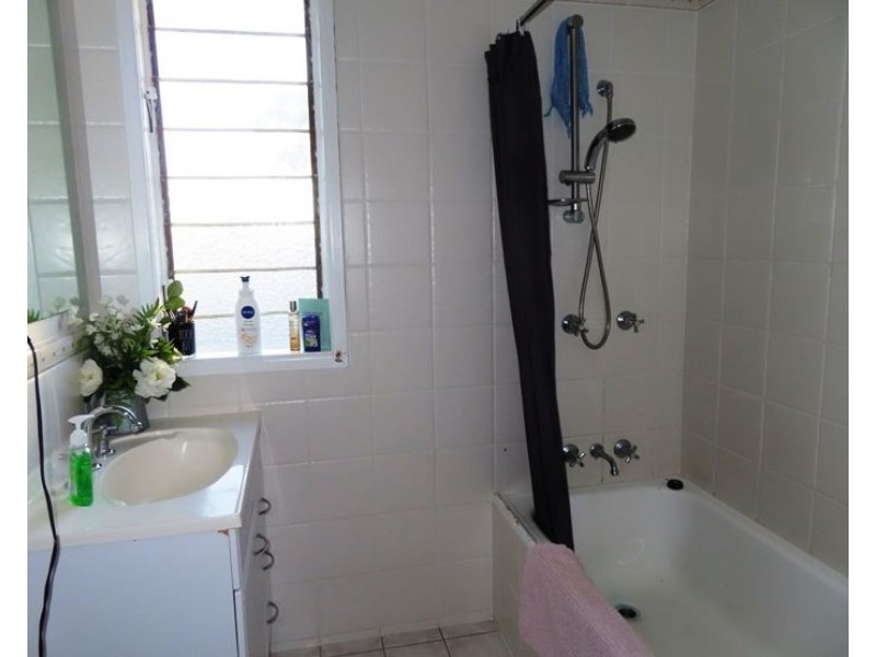 13 Micale Lane, Glen Aplin QLD 4381