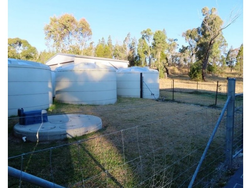 13 Micale Lane, Glen Aplin QLD 4381