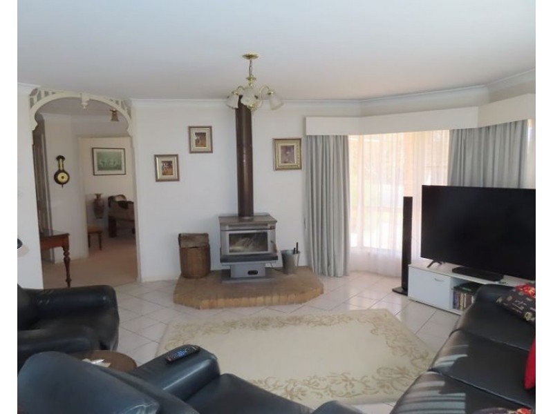 39 Granite Street, Stanthorpe QLD 4380