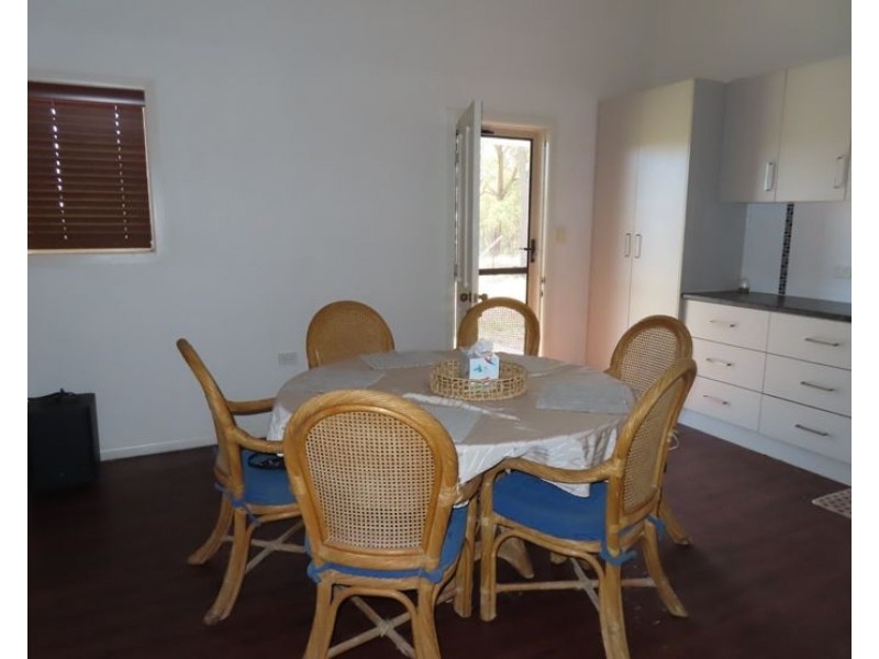 2913 Old Stanthorpe Road, Dalveen QLD 4374