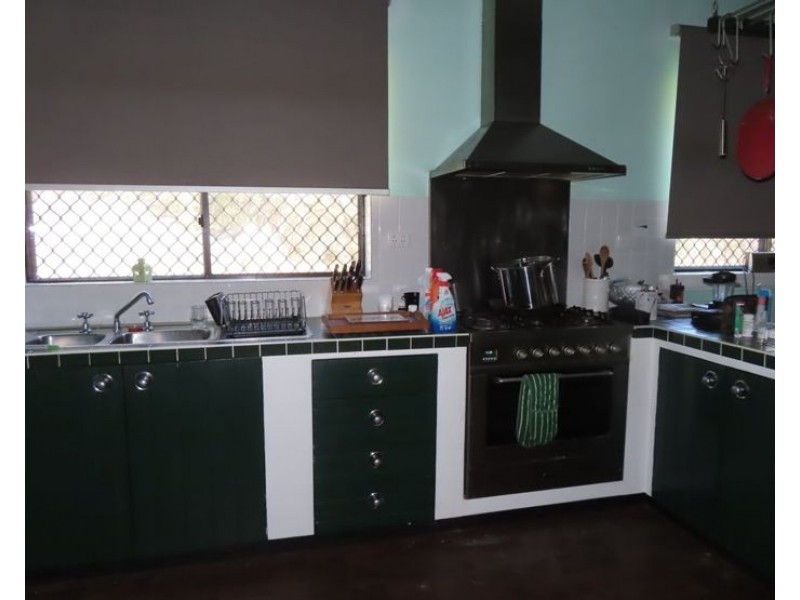 22460 New England Highway, Dalveen QLD 4374