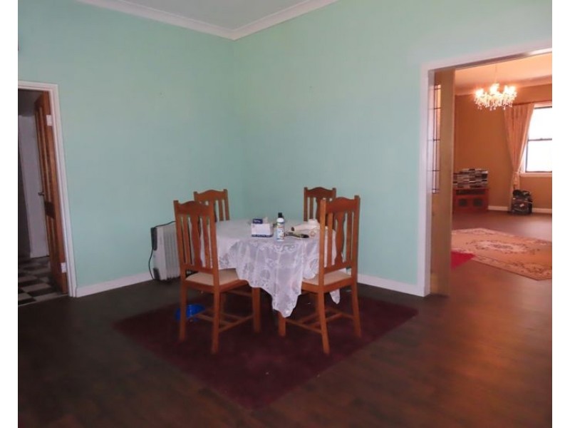 22460 New England Highway, Dalveen QLD 4374