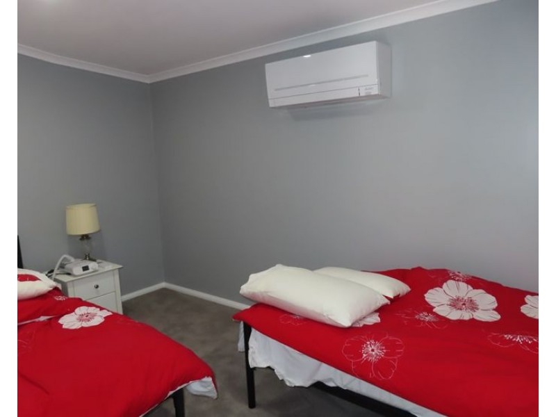 22460 New England Highway, Dalveen QLD 4374