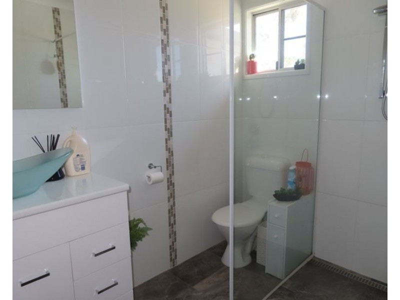 17 Forrest Street, Glen Aplin QLD 4381