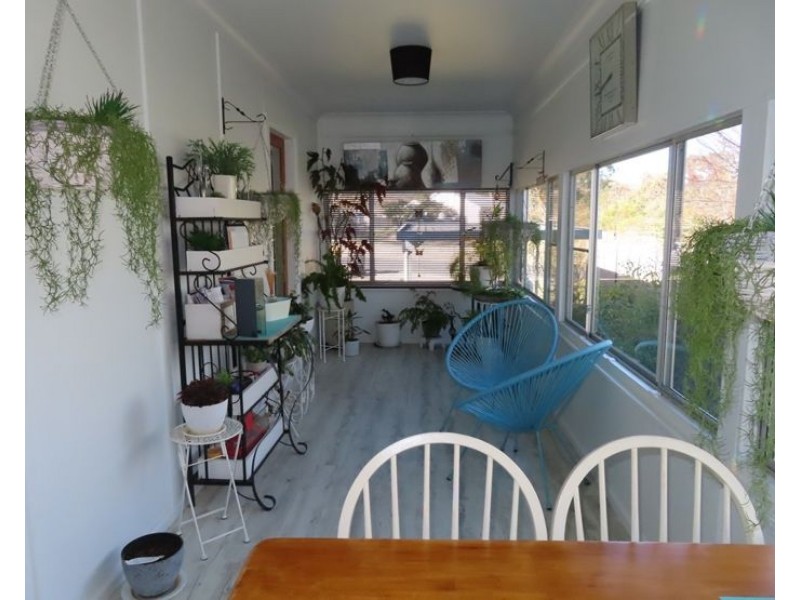 17 Forrest Street, Glen Aplin QLD 4381