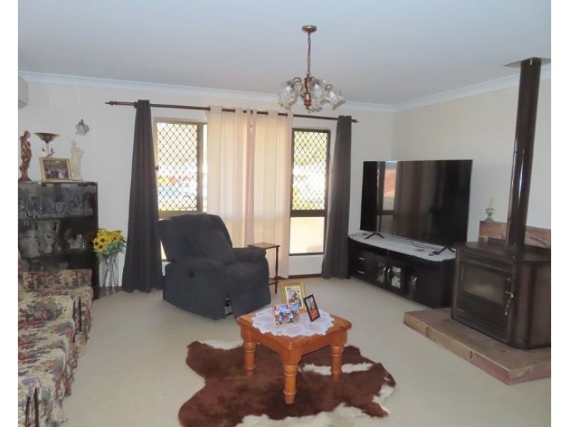 66 Amosfield Road, Stanthorpe QLD 4380