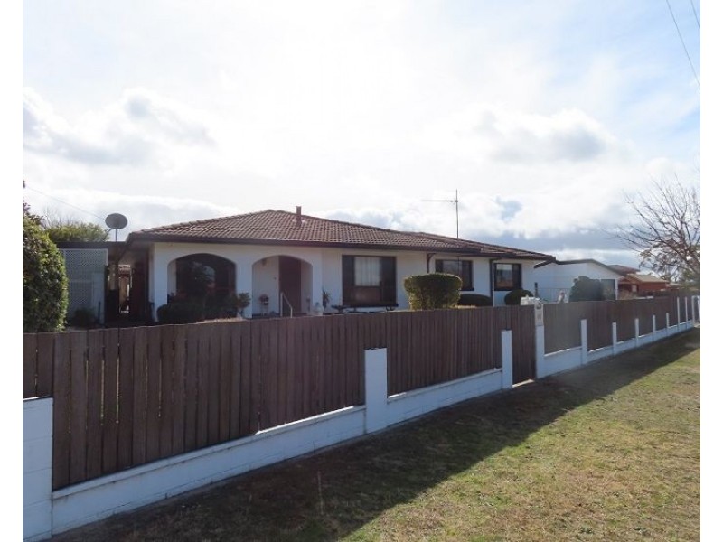 66 Amosfield Road, Stanthorpe QLD 4380