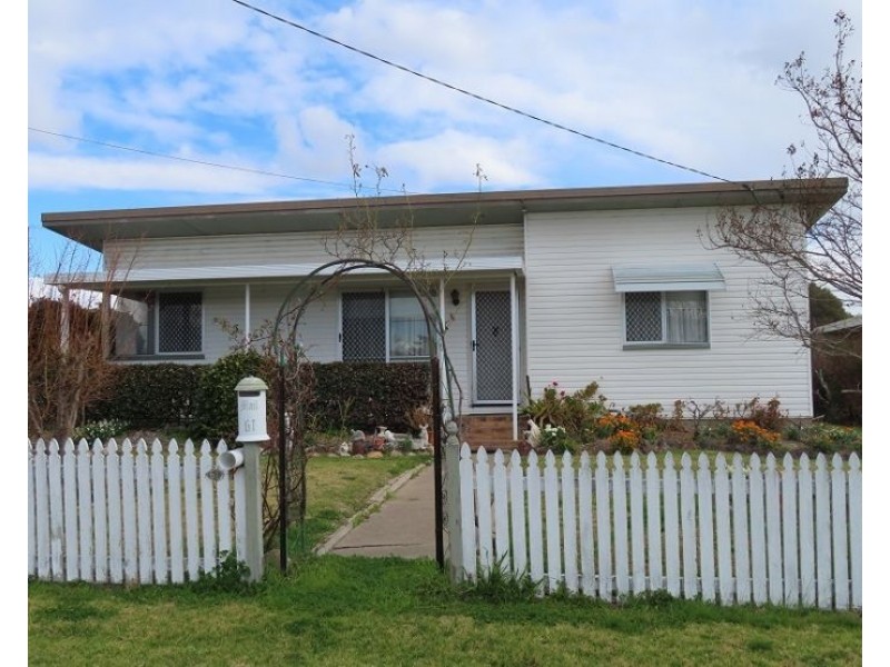 61 Sugarloaf Road, Stanthorpe QLD 4380