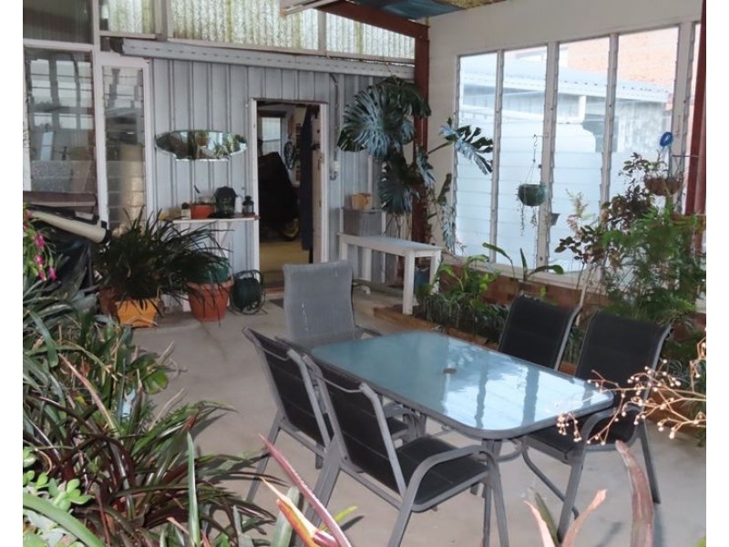 53 Wallangarra Road, Stanthorpe QLD 4380