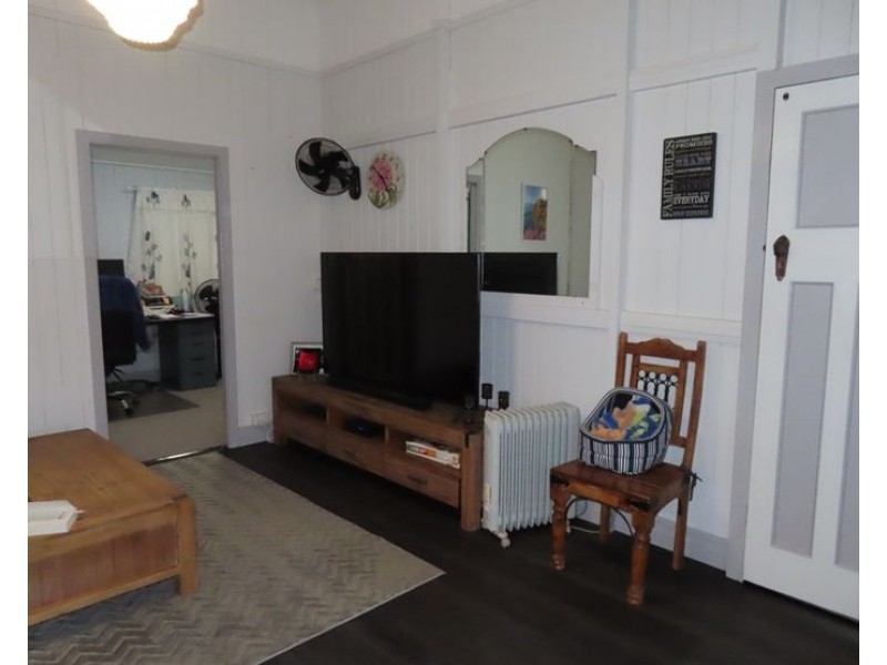 53 Wallangarra Road, Stanthorpe QLD 4380